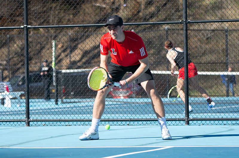 Juan Borga playing tennis