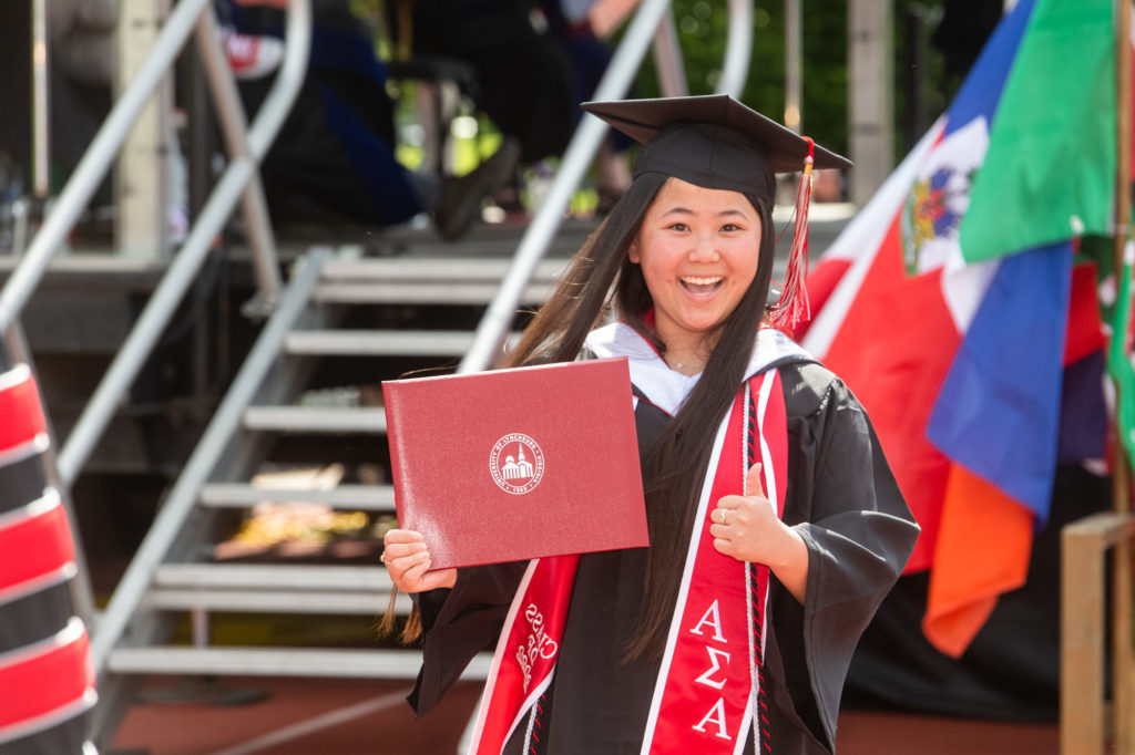 Class of 2022 undergraduates recognized at University of Lynchburg