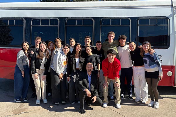 Argentine students tour D.C. embassy, have Q&A with staff